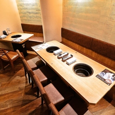 焼肉宴会などでも大活躍の広々したお席もご用意しております♪