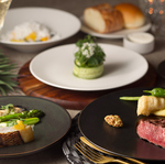 シェフズスペシャルコースは多彩なアラカルト料理からセレクトしたメニューをコース仕立てに
