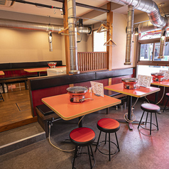 《ご家族利用から普段使いまで対応可能なテーブル席です◎》