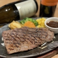 料理メニュー写真&nbsp;国産牛ももステーキ (200g)
