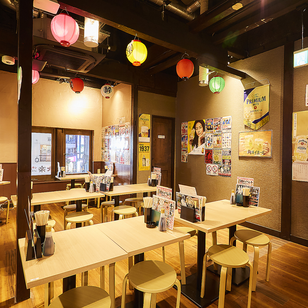 かしこまらないオープンな空間で美味しい料理と美味しいお酒で一日の疲れを癒しませんか？