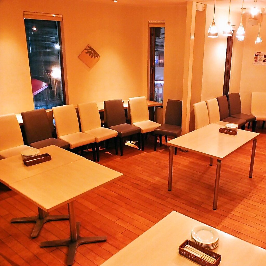 ≪お洒落な内装≫は必見！西新宿にたたずむ人気店。女子会・デート・合コン・貸切もお任せ♪