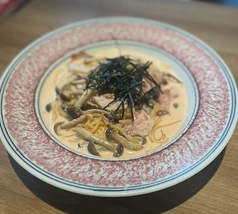 ベーコンときのこの明太クリームパスタ