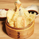 驚くほど軽い、サックサクの天ぷら