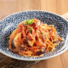 秋茄子と知多豚ベーコンのトマトパスタ