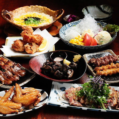 新鮮な朝びき鶏を備長炭で焼きあげる。秘伝のタレとヒマラヤ産岩塩でさらに美味しく！