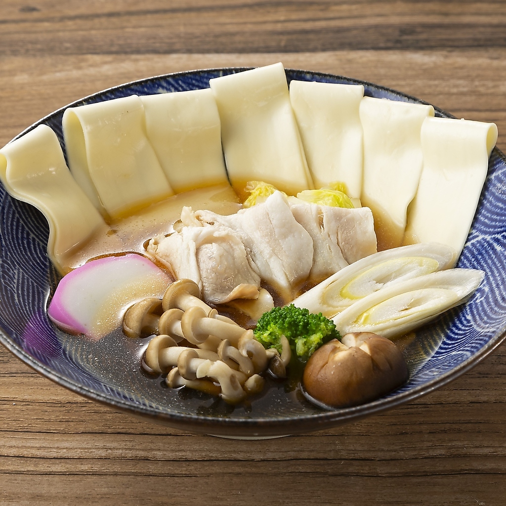 東京にいながら群馬名物「上州ひもかわうどん」が楽しめる居酒屋。