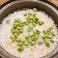 料理メニュー写真&nbsp;枝豆と帆立の土鍋御飯