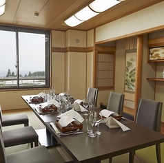 DINING ROOM ON THE HARIMA セトレハイランドヴィラ姫路の雰囲気3