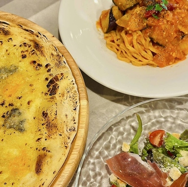 ダイニングバー bee ビーのおすすめ料理1