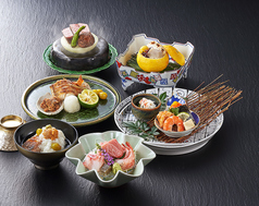 新潟グランドホテル 日本料理レストラン 静香庵のコース写真