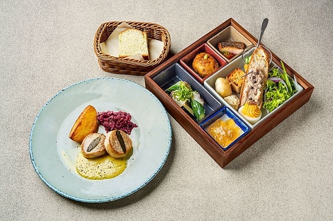 非日常感を味わえるフレンチレストラン。ウェディングパーティや同窓会、歓送迎会に◎