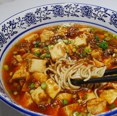 麻婆豆腐あんかけラーメン