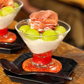 料理メニュー写真&nbsp;季節のフルーツと生ハムの白和え