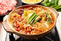 キムチ鍋も選べる！鍋コース始めました！の写真