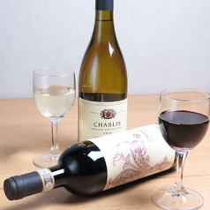 料理を彩る厳選ワインを身近に。一杯から楽しむ贅沢