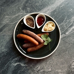 ソーセージ盛り合わせ（5本）