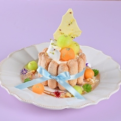 メロンのシャルロットケーキ