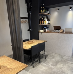 普段使いから接待まで気軽にゆったりお食事が楽しめます