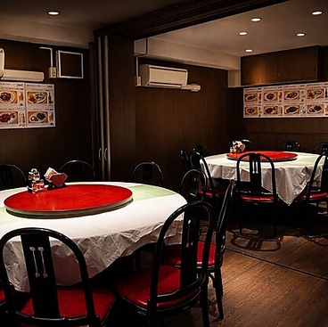 中華料理 新亜飯店 芝大門本店の雰囲気1
