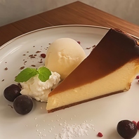 自家製チーズケーキでほっと一息、カフェ利用もOK