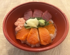 海鮮四色丼