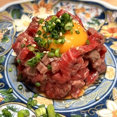 【肉前菜】レアステーキユッケ風の写真