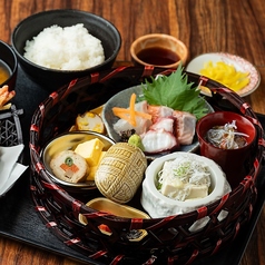 素材・仕入れ先にこだわったお食事の数々をランチで♪