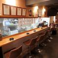 仕事帰りにふらりと立ち寄れる、あづまのカウンター。一日の疲れを癒す温かな料理とおもてなしをご用意しています。