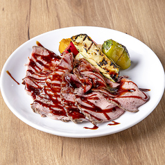 2種の自家製ローストビーフ