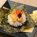 料理メニュー写真 うにつまみ寿司