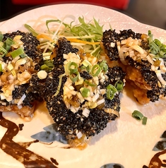 若鳥の黒ゴマ揚げ　ユーリンソース　4個