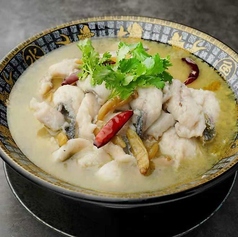 白身魚と高菜のピり辛レモン風味煮込み