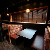 落ち着いた寛ぎ空間。大切な人と語らう上質な大人の時間