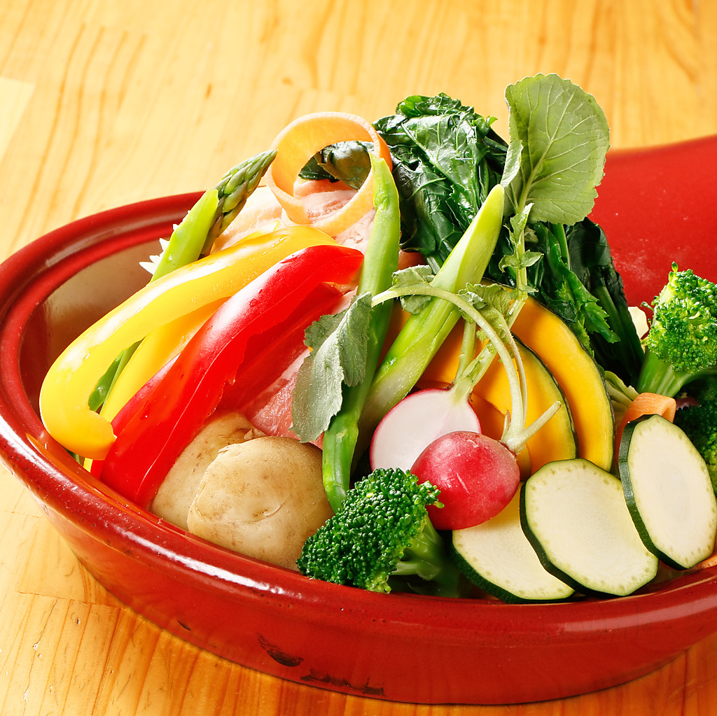 ☆野菜ソムリエのオーナーが自ら育てた自社農園の無農薬野菜も人気の秘密☆