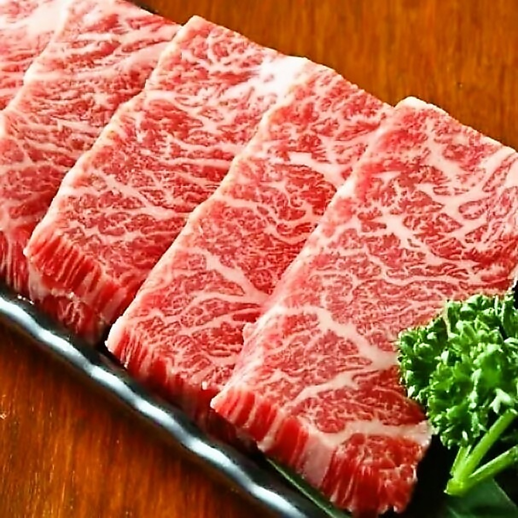日頃のご褒美には【Richコース】を！牛カルビなどお一人様約300g、馬刺しなど他5品で5500円(税込)♪