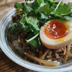 台湾のソウルフードルーロー飯