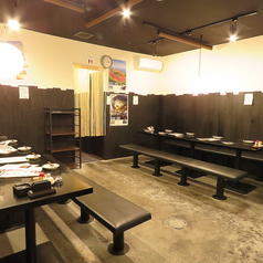 瓦ソバ ピン PIN 錦店の雰囲気1