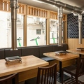 大衆焼肉しんすけ三田店の雰囲気1