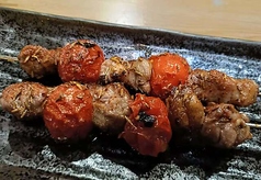 ラムとトマトの串焼き