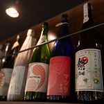日本酒や焼酎を中心とした豊富なドリンクメニュー。飲みやすいフローズンドリンクもございます
