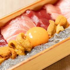 本鮪×生ウニ×しらす三色お重