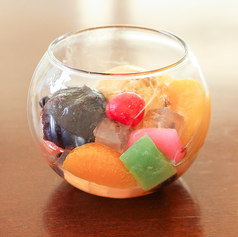 クリームあんみつ