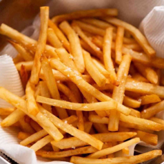 飲めるチーズのポテトフライ