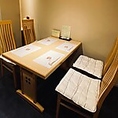 2名様から4名様のテーブル席有り