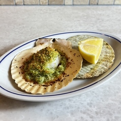 ホタテの窯焼き、香草パン粉焼き