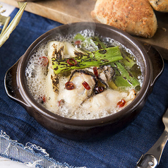 牡蠣と白ネギのアヒージョ