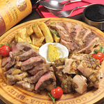 絶品肉料理が盛りだくさん！是非TOROにご来店下さい★