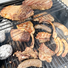 チャーブロイルのガスグリルで味わう本場のBBQ