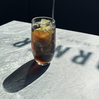 カップル・おひとり様も居心地の良いスポーツバー◎